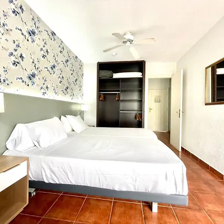 Διαμέρισμα With Wifi, Pool, A 600m From Los Cristianos Beach In Tenerife