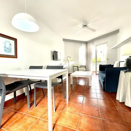 With Wifi, Pool, A 600m From Los Cristianos Beach In Tenerife Διαμέρισμα