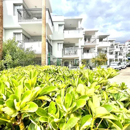 With Wifi, Pool, A 600m From Los Cristianos Beach In Tenerife Διαμέρισμα *